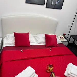 Casa de hóspedes Lux House Airport, Nápoles